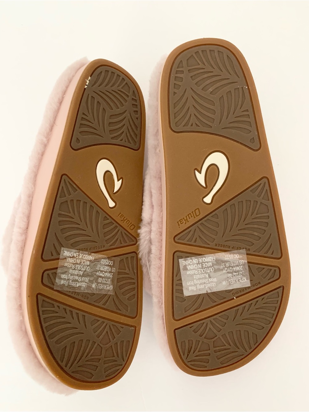 OluKai Kipea Heu Genuine Shearling Flip Flop Sandal (Women) - Picture 6 of 7